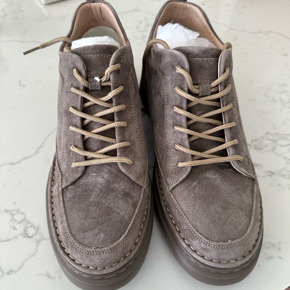 Men’s shoes - Picture 2 of 6